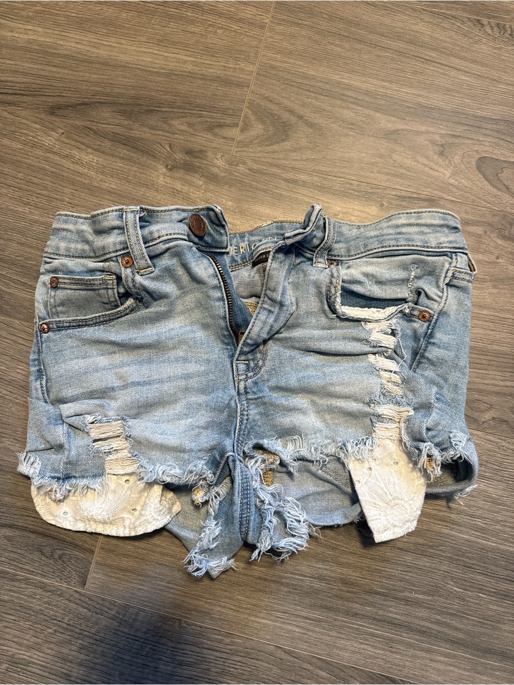 American Eagle Outfitters Light Wash Distressed Denim Jean Shorts